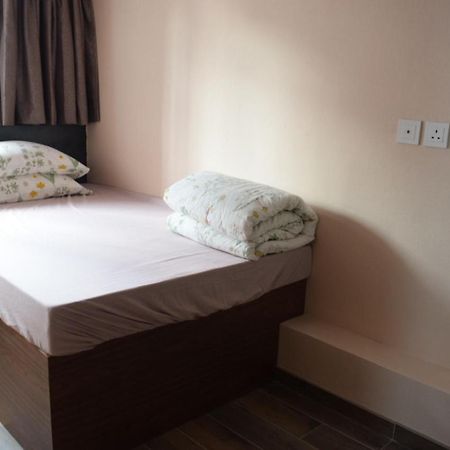 Ruby Hostel Kaulung Kültér fotó