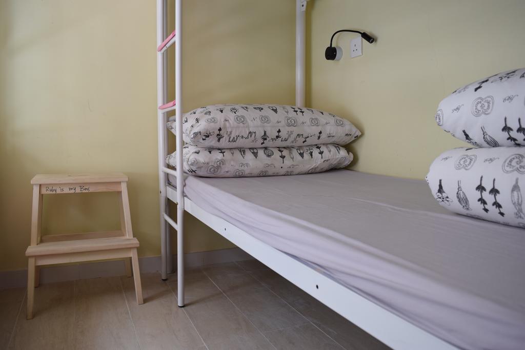 Ruby Hostel Kaulung Kültér fotó