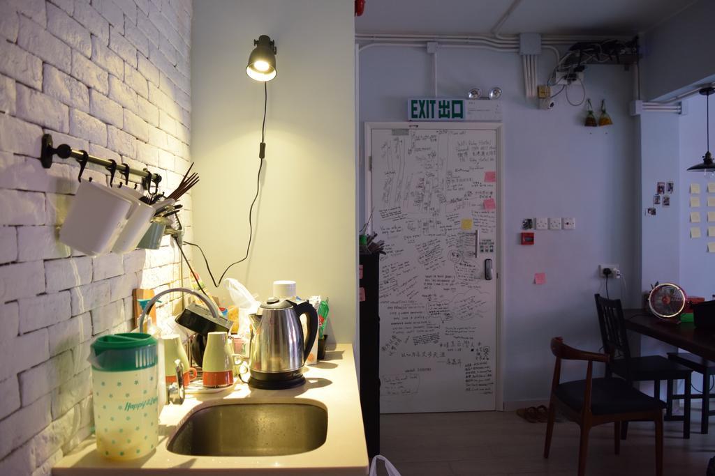Ruby Hostel Kaulung Kültér fotó