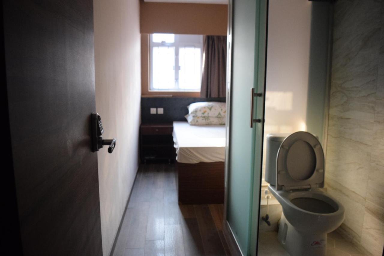 Ruby Hostel Kaulung Kültér fotó